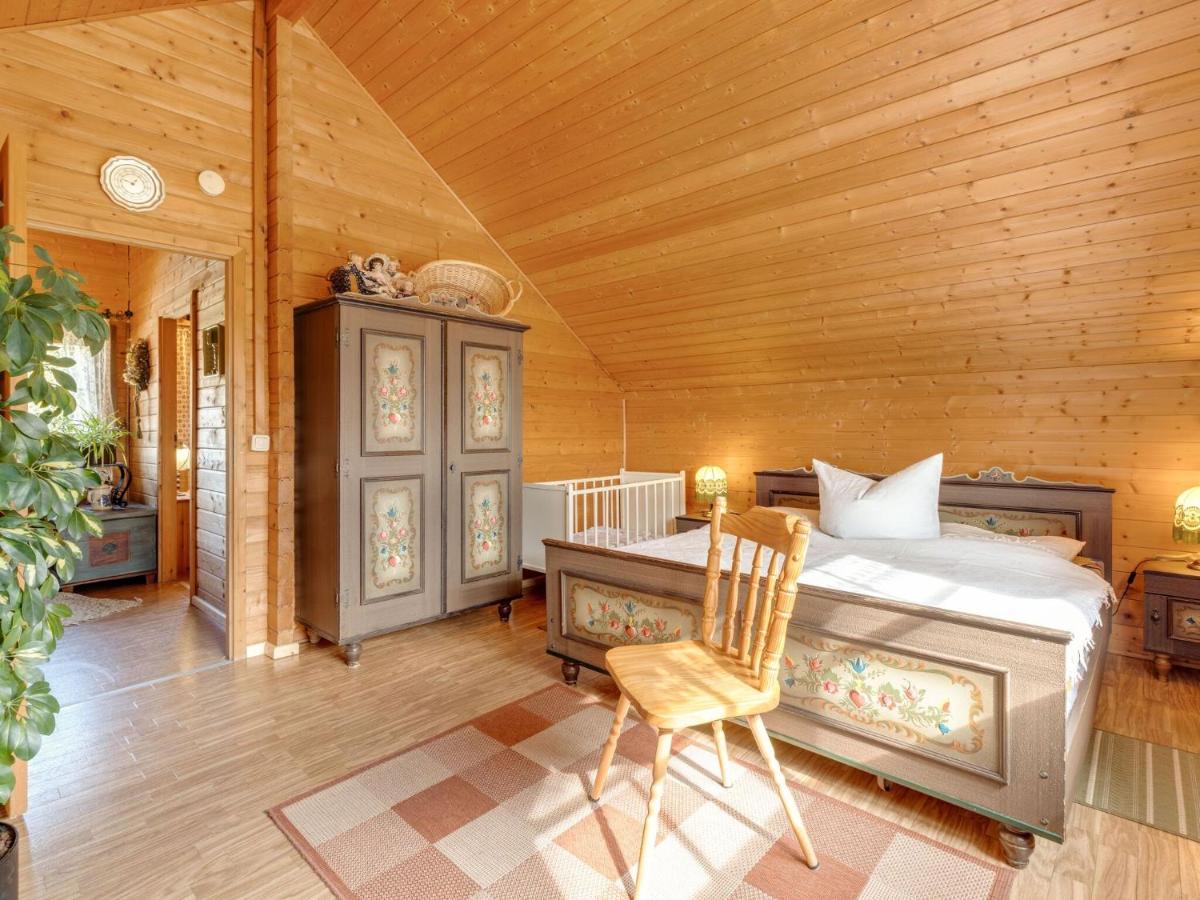 Chalet In Hinterrod Thuringia With Sauna Eisfeld エクステリア 写真